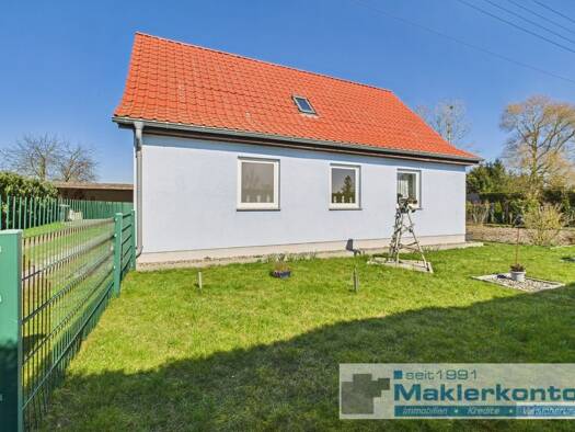 Einfamilienhaus zum Kauf 165.000 € 3 Zimmer 101 m² 1.645 m² Grundstück Grammentin 17153