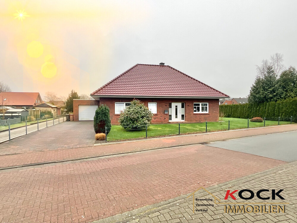 Bungalow zum Kauf 340.000 € 4 Zimmer 117 m²<br/>Wohnfläche 585 m²<br/>Grundstück Barßelermoor Barßel 26676