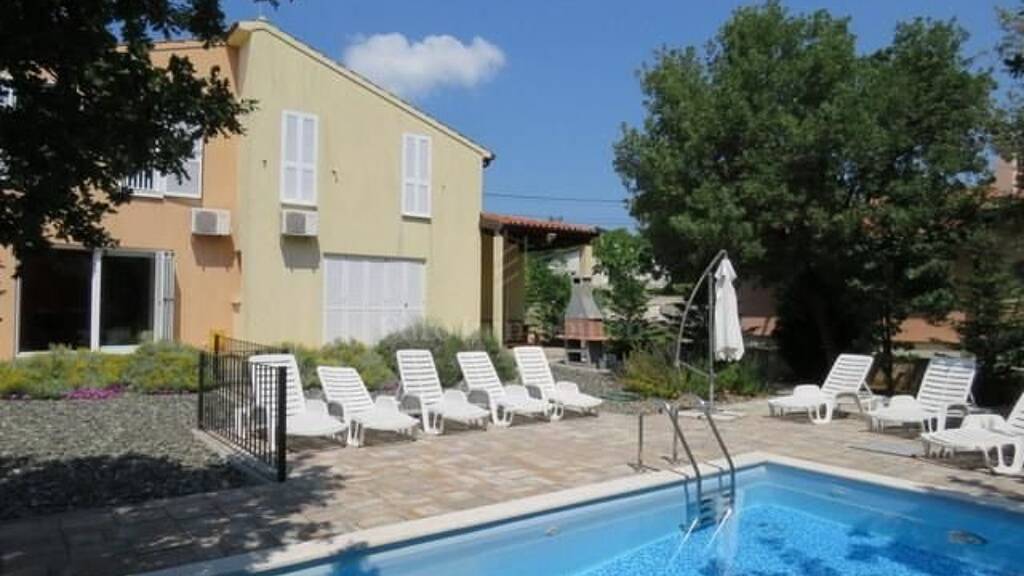 Haus zum Kauf 320.000 € 4 Zimmer 160 m² 372 m² Grundstück Labin