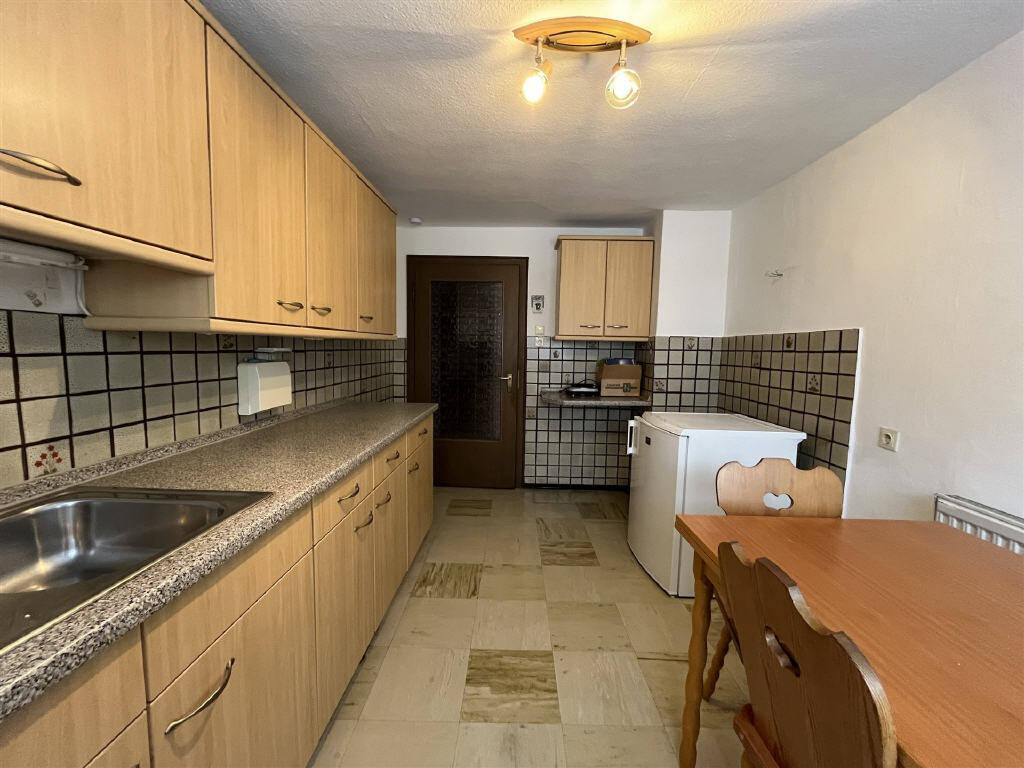 Immobilie in Burgthann - Einziehen und wohlfühlen: Solides Haus direkt in Burgthann zum attraktiven Preis!!! - Bild 4