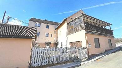 Mehrfamilienhaus zum Kauf 39.000 € 10 Zimmer 240 m² 529 m² Grundstück frei ab sofort Plohner Hauptstraße 8 Plohn Lengenfeld 08485