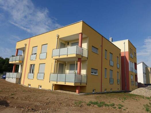 Wohnung zur Miete 1.299 € 4 Zimmer 123,7 m² Am Kirschweg Freyburg Freyburg (Unstrut) 06632