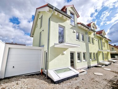 Reihenmittelhaus zum Kauf 799.000 € 4 Zimmer 129,9 m² 126 m² Grundstück frei ab sofort Neugilching Gilching 82205