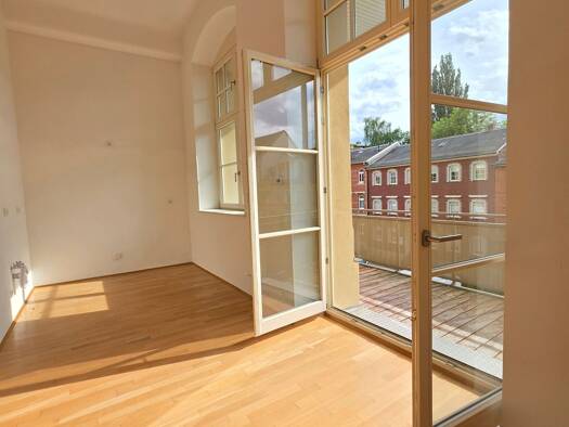 Wohnung zur Miete 554 € 2 Zimmer 58,3 m² 1. Geschoss frei ab sofort Chopinstraße 25 Kappel Kappel 09119