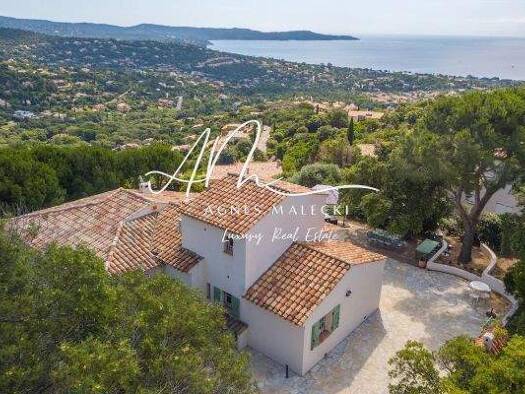Einfamilienhaus zum Kauf 1.950.000 € 8 Zimmer 232 m² 2.070 m² Grundstück Sud Cavalaire-sur-Mer 83240