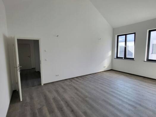 Wohnung zur Miete - Erstbezug 800 € 3 Zimmer 80 m² Geschoss 1/2 frei ab 01.11.2026 Gerolzhofen Gerolzhofen 97447