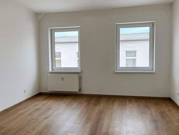 Wohnung zur Miete 750 € 2,5 Zimmer 84,9 m² 3. Geschoss frei ab 01.01.2026 Schwedter Str. 18 Angermünde 16278