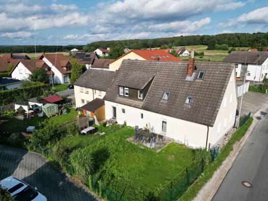 Mehrfamilienhaus zum Kauf als Kapitalanlage geeignet 629.000 € 10 Zimmer 291 m² 933 m² Grundstück Heppstädt Adelsdorf 91325