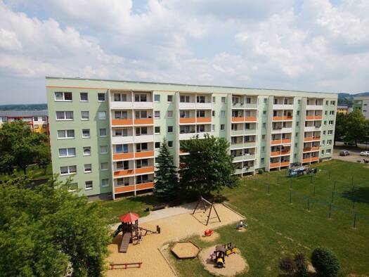 Wohnung zur Miete 305 € 2 Zimmer 47,1 m² 5. Geschoss frei ab sofort Julius-Fucik-Straße 13 Pößneck,Stadt Pößneck 07381