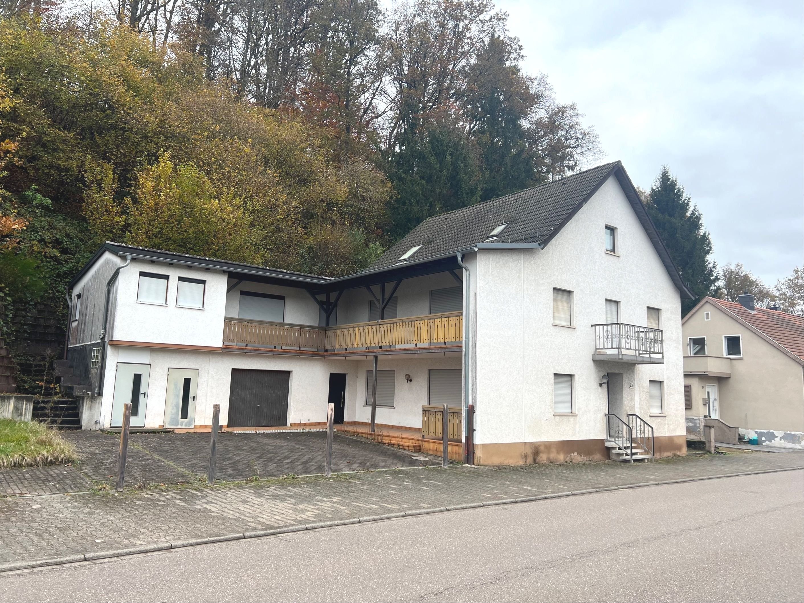 Einfamilienhaus zum Kauf 175.000 € 176 m²<br/>Wohnfläche 1.369 m²<br/>Grundstück Oberauerbach Zweibrücken 66482