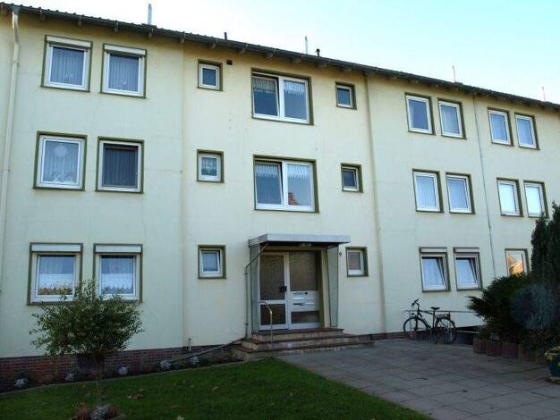 Wohnung zur Miete 400 € 2 Zimmer 46 m² 2. Geschoss frei ab 01.01.2026 Adolf-Vinnen-Str. 49 Nordenham 26954