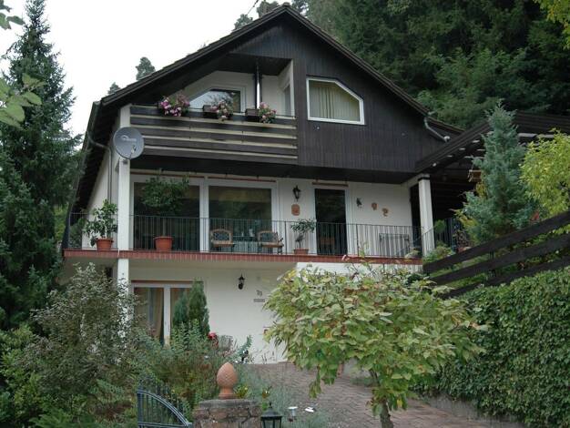 Einfamilienhaus zum Kauf provisionsfrei 485.000 € 8 Zimmer 251 m² 2.000 m² Grundstück Neidenfels 67468