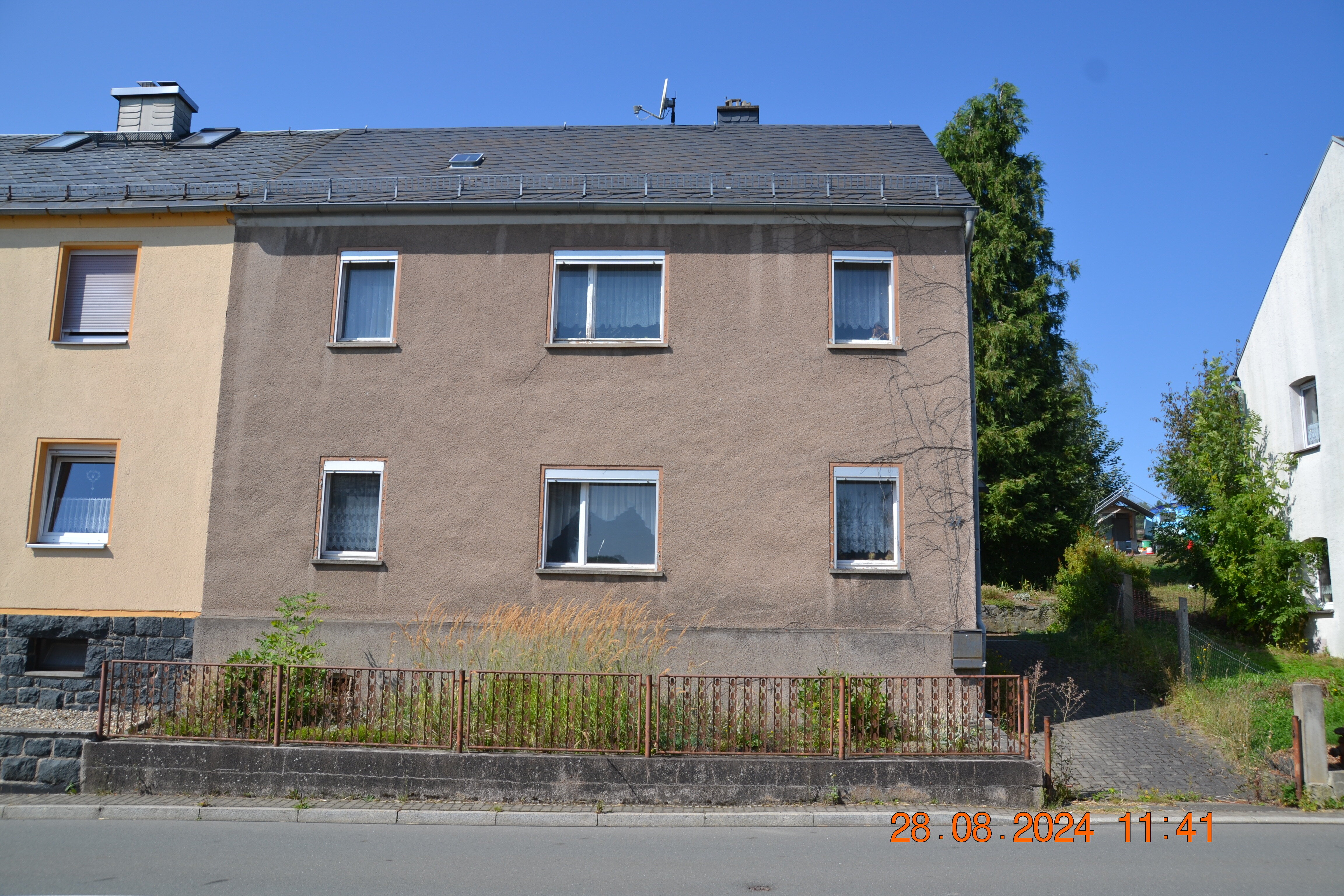 Haus zur Versteigerung 57.100 € 5 Zimmer 120 m²<br/>Wohnfläche 3.408 m²<br/>Grundstück ab sofort<br/>Verfügbarkeit Friedensstraße 27 Birkenhügel 07366