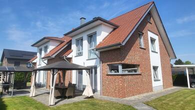 Haus zum Kauf 729.000 € 8 Zimmer 232 m² 900 m² Grundstück frei ab 01.01.2026 Bohmte Bohmte 49163