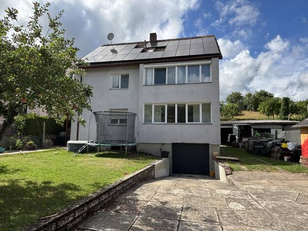 Mehrfamilienhaus zum Kauf 499.000 € 8 Zimmer 230 m² 630 m² Grundstück frei ab 01.09.2025 Windsbach Windsbach 91575