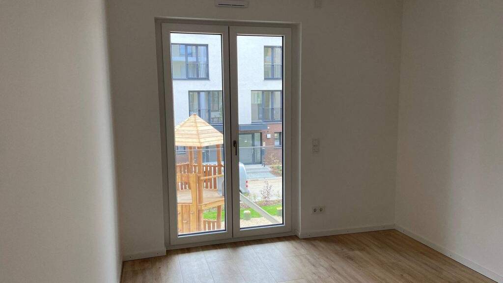 Wohnung zur Miete 1.300 € 4 Zimmer 99 m² frei ab 01.04.2026 Hofmeisterstraße 59 Galgenberg Regensburg 93053
