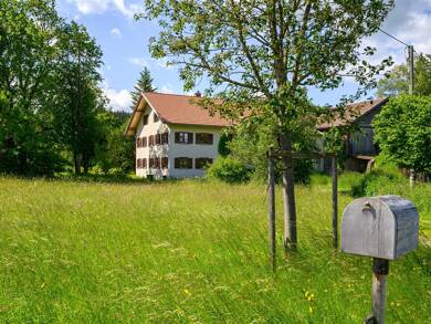 Bauernhaus zum Kauf 1.200.000 € 5 Zimmer 180 m² 4.860 m² Grundstück Seeg Seeg 87637