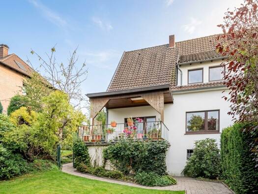 Doppelhaushälfte zum Kauf 269.900 € 4 Zimmer 100 m² 717 m² Grundstück Oerlinghausen Oerlinghausen 33813