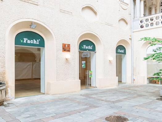 Laden zur Miete 37 € Innere Stadt Graz 8010