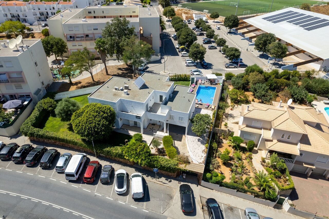 Villa zum Kauf 1.490.000 € 289 m²<br/>Wohnfläche Faro, Albufeira