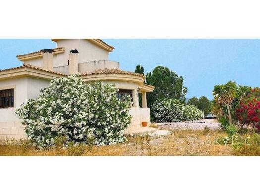 Villa zum Kauf 375.000 € 3 Zimmer 179 m² 12.000 m² Grundstück Pinós 03650