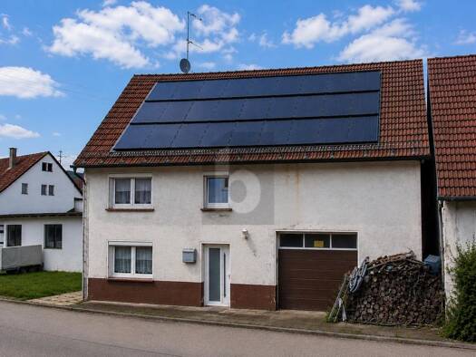 Bauernhaus zum Kauf 99.000 € 4 Zimmer 110 m² 500 m² Grundstück Killer Burladingen 72393