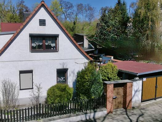 Einfamilienhaus zum Kauf 140.000 € 5 Zimmer 115 m² 330 m² Grundstück Ammendorf-Beesen Süd 06132