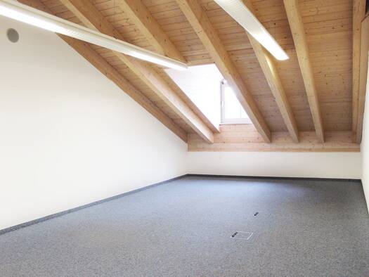 Bürogebäude zur Miete 840 € 3 Zimmer 129 m² Bürofläche Mozartstraße 2 Gendorf Burgkirchen an der Alz 84508