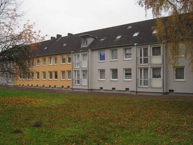 Wohnung zur Miete 499 € 2 Zimmer 48,7 m² 1. Geschoss frei ab 19.05.2027 Allensteiner Ring 56 Wedau Duisburg 47279