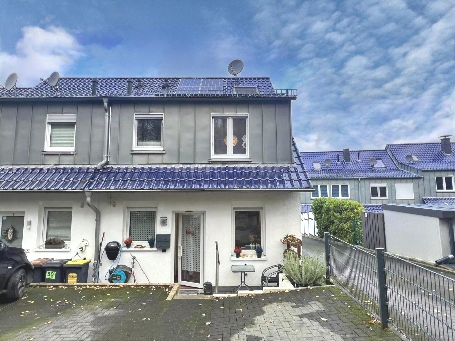 Reihenendhaus zum Kauf 409.000 € 5 Zimmer 116,9 m²<br/>Wohnfläche 163 m²<br/>Grundstück 01.03.2025<br/>Verfügbarkeit Hatzfeld Wuppertal 42281