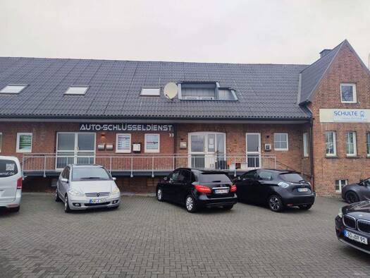 Studio zur Miete 900 € 1 Zimmer 120 m² frei ab 01.04.2026 Waterkamp 33 Bockum-Hövel Hamm 59075