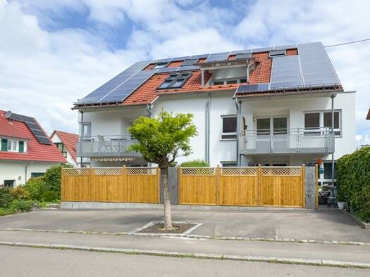 Wohnung zur Miete 1.180 € 3,5 Zimmer 80,3 m² Geschoss 1/3 frei ab 01.11.2026 Pfullingen 72793