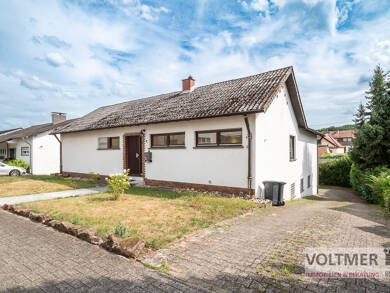 Einfamilienhaus zum Kauf 335.000 € 6,5 Zimmer 196 m² 621 m² Grundstück Furpach Neunkirchen 66539
