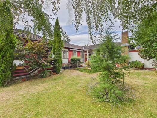 Bungalow zum Kauf 799.000 € 6 Zimmer 161 m² 566 m² Grundstück Delkenheim Wiesbaden 65205