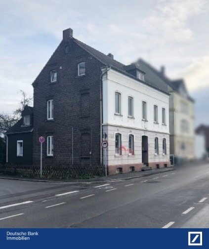 Mehrfamilienhaus zum Kauf provisionsfrei 199.000 € 10 Zimmer 241,5 m²<br/>Wohnfläche 479 m²<br/>Grundstück Heißen - Mitte Mülheim 45472