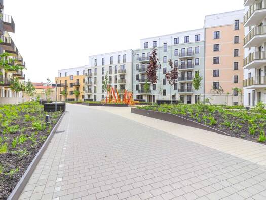 Wohnung zur Miete 700 € 2 Zimmer 64 m² Geschoss 1/3 frei ab sofort Schützengasse Wilsdruffer Vorstadt/Seevorstadt-West Ortsamtsbereich Altstadt 01067