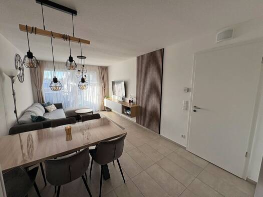 Wohnung zum Kauf provisionsfrei 445.000 € 3 Zimmer 74,4 m² Schwaig 90571