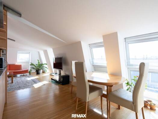 Wohnung zum Kauf 898.000 € 4 Zimmer 97,9 m² 5. Geschoss Rotenlöwengasse 22 Wien 1090