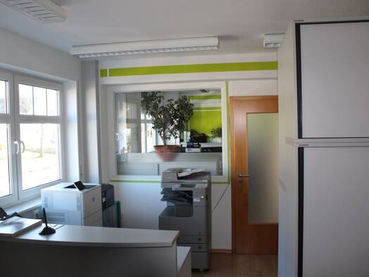 Bürofläche zur Miete provisionsfrei 8 Zimmer 370 m² Bürofläche Oberkochen 73447