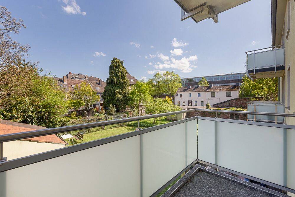 Property thumbnail 12