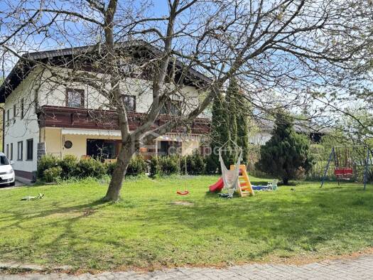 Haus zum Kauf 999.000 € 250 m² 3.035 m² Grundstück Vöcklabruck 4840