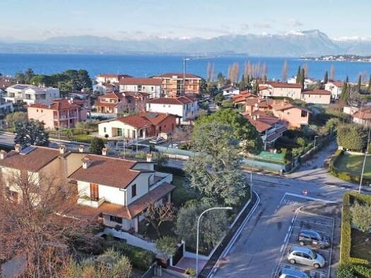 Villa zum Kauf 1.300.000 € 4 Zimmer 280 m² frei ab sofort via Aosta 33 Sirmione 25019