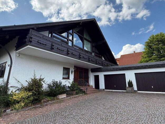Villa zum Kauf provisionsfrei 790.000 € 10 Zimmer 478 m² 1.827 m² Grundstück Neuhof 36119