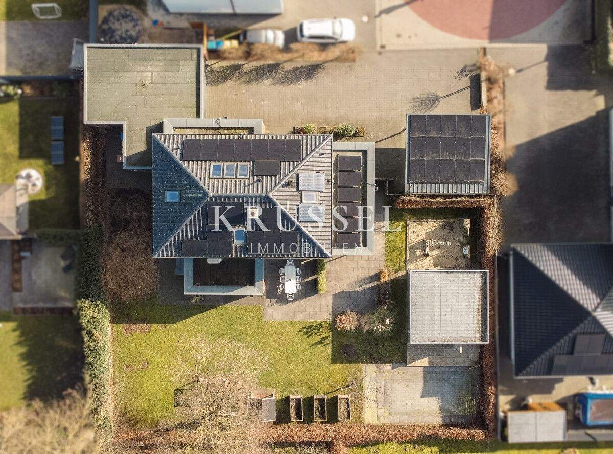 Immobilie in Lünne - NEU: Modernes Architektenhaus mit PV-Anlage, Saunahaus und Doppelgarage auf 1.015 m² Grundstück - Bild 2