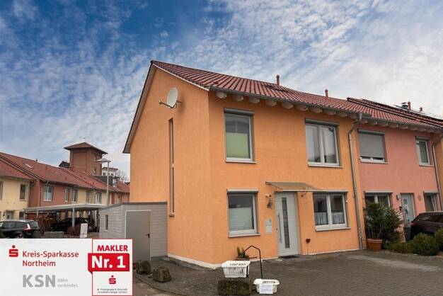 Reihenendhaus zum Kauf 329.000 € 5 Zimmer 147,3 m² 184 m² Grundstück Northeim Northeim 37154