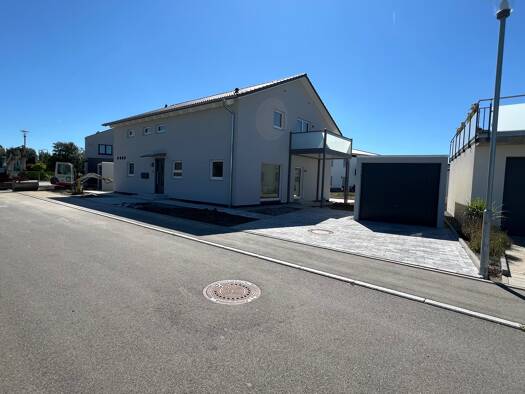 Terrassenwohnung zur Miete 1.550 € 4,5 Zimmer 106 m² Geschoss EG/2 frei ab sofort Pfullendorf 88630