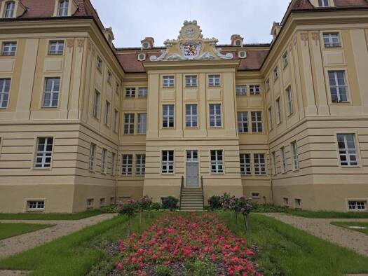 Bürofläche zur Miete provisionsfrei 580 € 2 Zimmer 96,6 m² Bürofläche teilbar ab 96,6 m² Wachau 01454