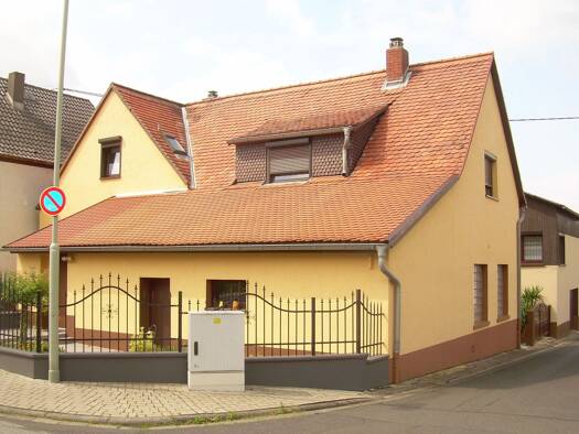 Haus zum Kauf 449.000 € 9 Zimmer 180 m² 539 m² Grundstück frei ab sofort Hainchen Limeshain 63694