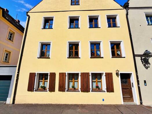 Mehrfamilienhaus zum Kauf als Kapitalanlage geeignet 1 Zimmer 335 m² 179 m² Grundstück Amberg Amberg 92224