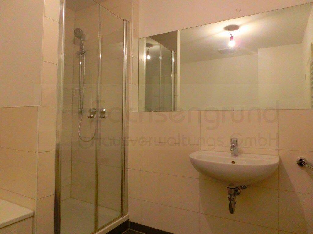 Property thumbnail 25